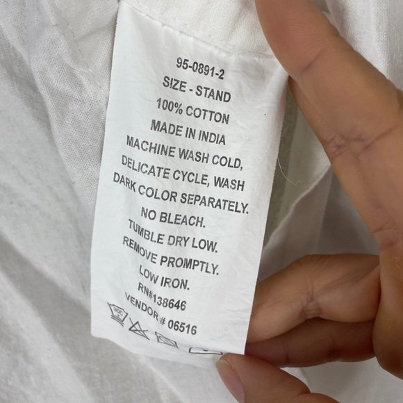 Cotton floral stitched/ embroidered pillow cover 26” x 21” - Picture 5 of 5